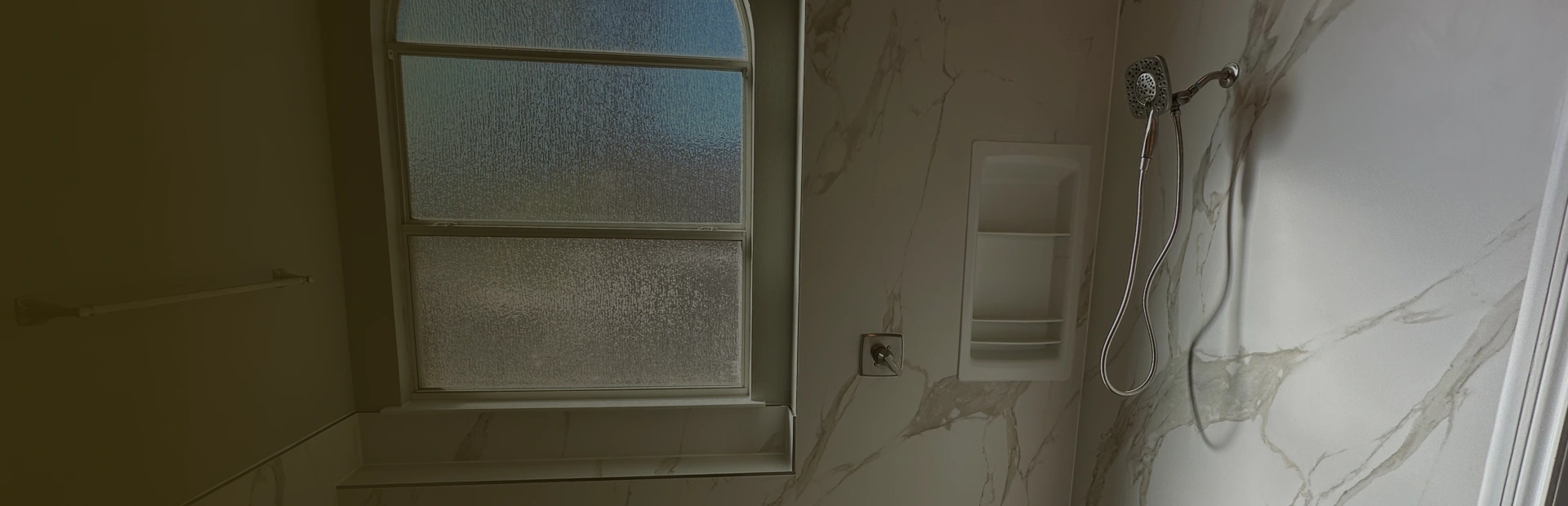 Bathroom Remodeling breadcrumb hero